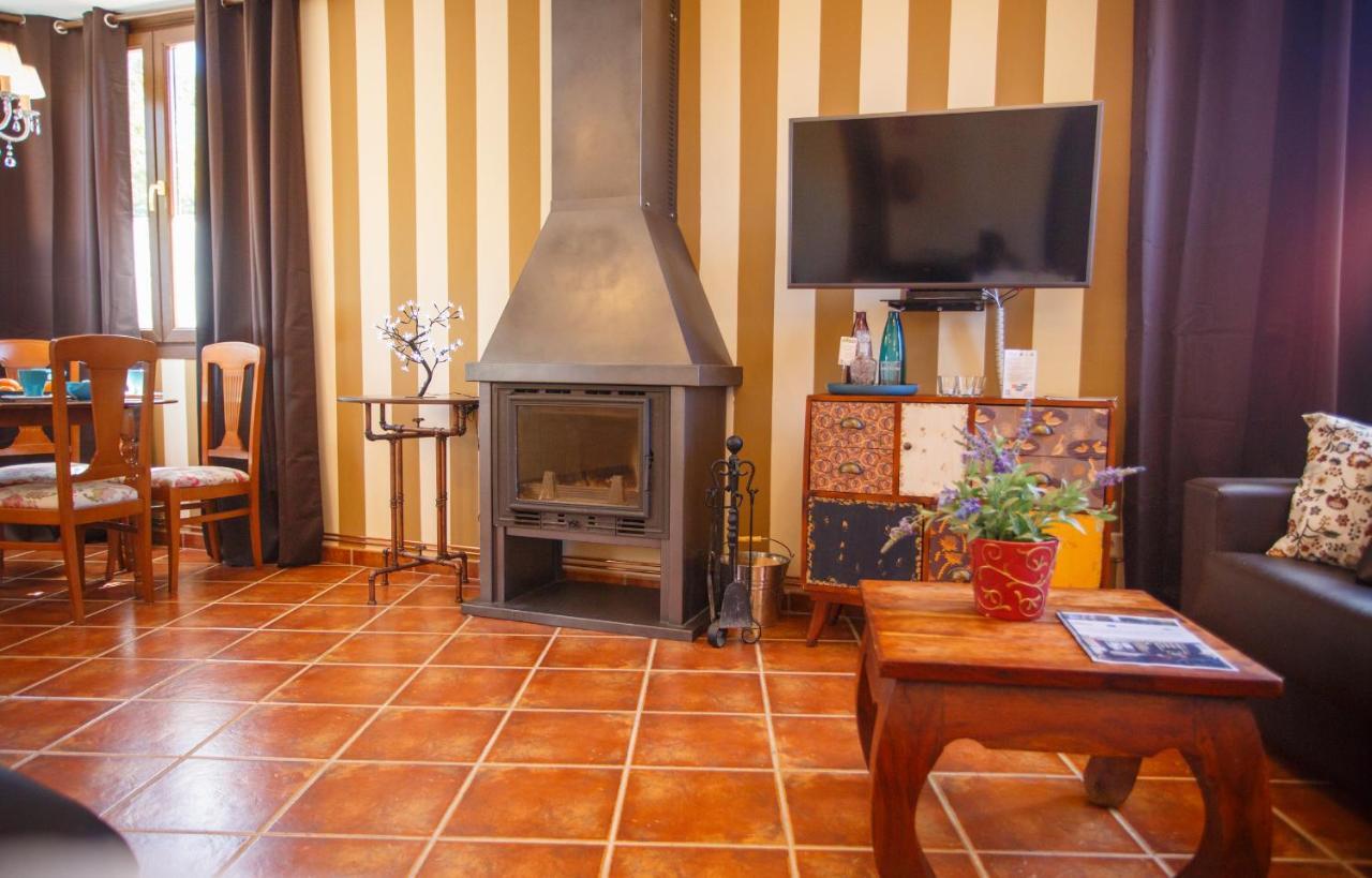 El Bulin De Braojos - Casa Marta Villa Braojos de la Sierra Bagian luar foto