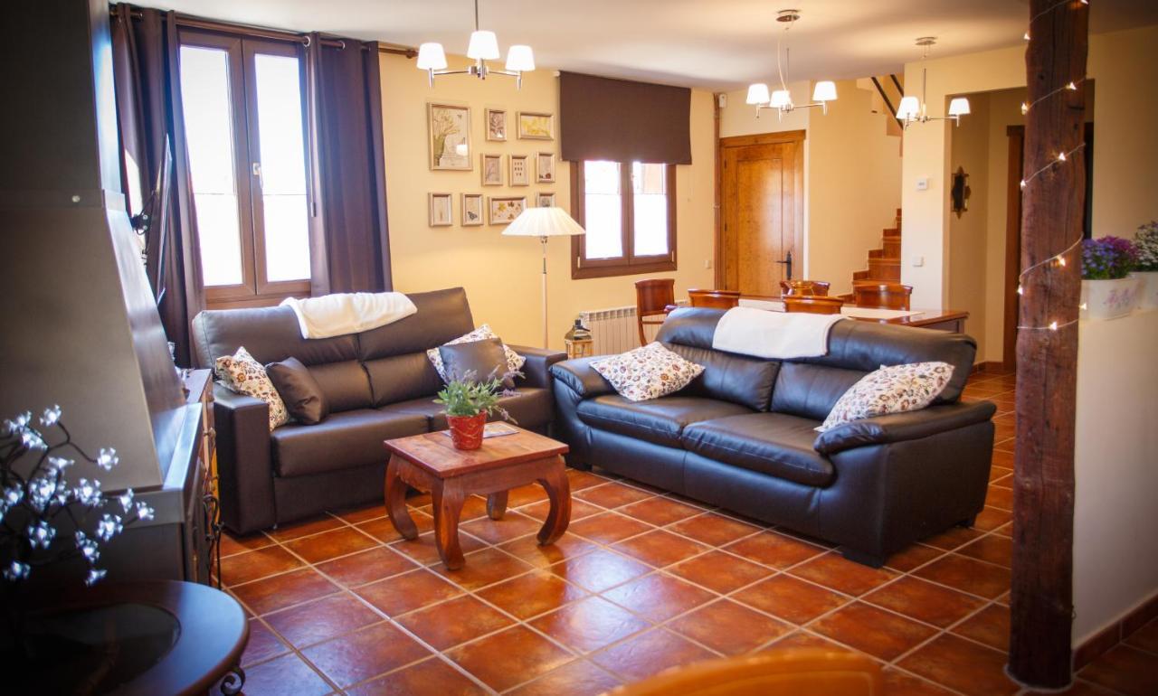 El Bulin De Braojos - Casa Marta Villa Braojos de la Sierra Bagian luar foto